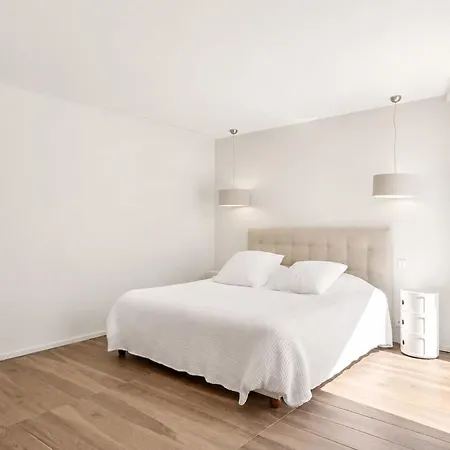 Appartement Ref 2081 - Croisette - Sea View For Rent